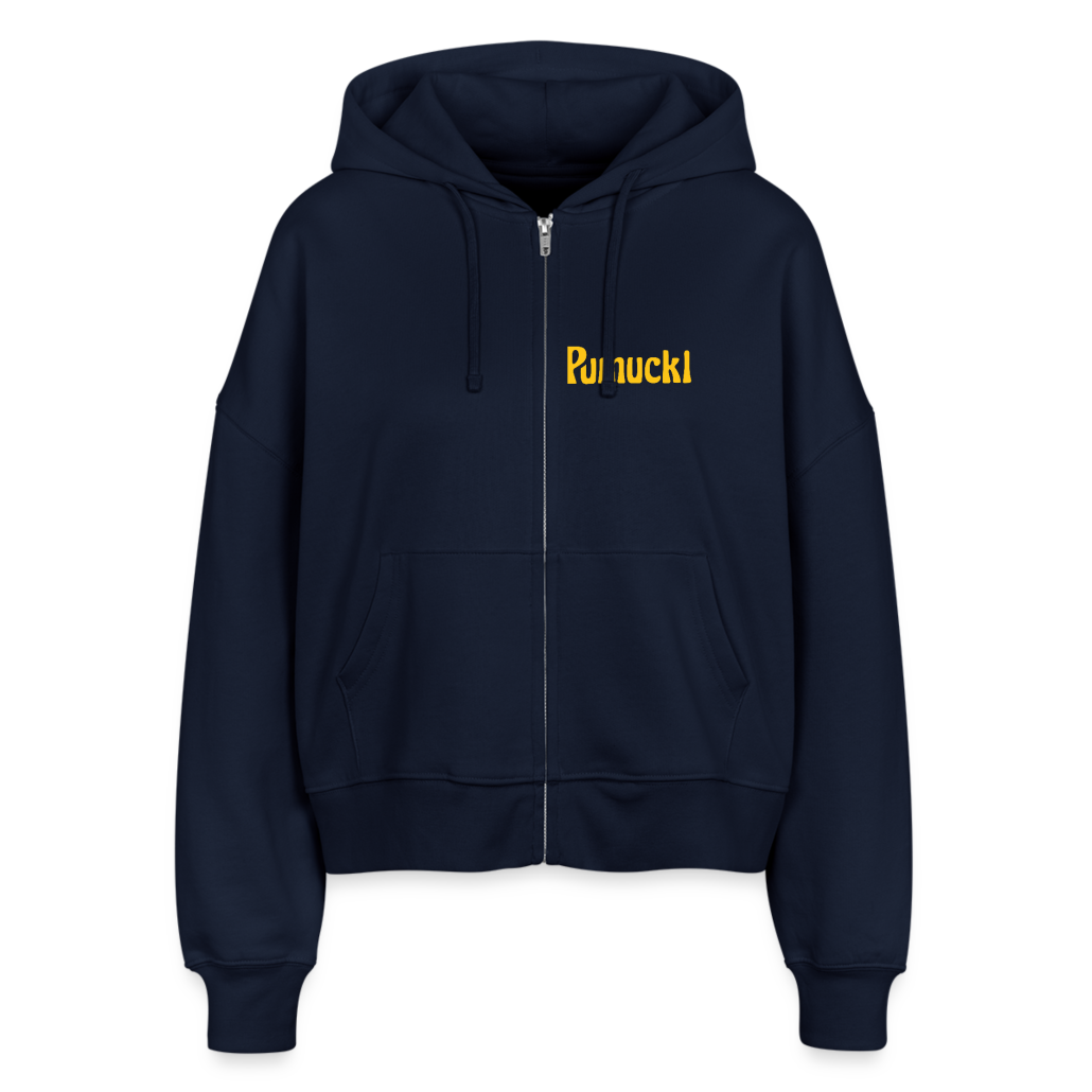 Dunkelblauer Zip-Hoodie als offizielles Pumuckl Fan-Produkt mit kleinem gelbem „Pumuckl“-Schriftzug auf der Brust.
