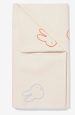 Nijntje tafelkleed - 220 x 138 cm voor €4,19