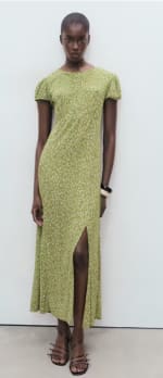 Vestido estampado abertura lateral por 5.99€