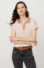 Polera Manga Corta Mujer APOLOGY $4.990 Oferta solo en Falabella.com
