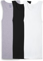 Fruit of The Loom Camiseta Atlética (paquete de 3) por $129 en Amazon