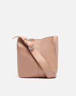 Bolso de bandolera con asa regulable por 9€