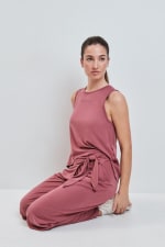 2 Productos Conjunto de camiseta y pantalón por 16.98€