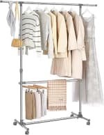 SONGMICS Burro para Ropa, Doble Barra con Ruedas, Extensible por 20.24€