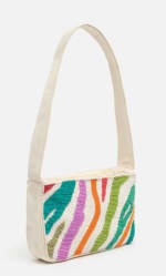 Bolso de hombro con abalorios por 9€