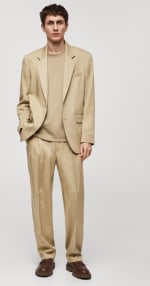 Americana de traje regular fit por 25.99€