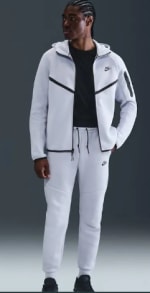 Nike Tech Pantalón buzo de tejido Fleece para hombre por $84.990 Disponible en Nike