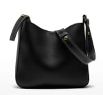 Bolso de hombro con textura por 17.99€.