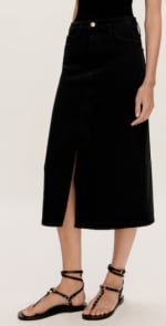 Falda vaquera con abertura por 3.99€