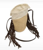 Bolso Bombonera de rafia con Flecos por 9.99€.