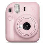 Cámara Instax Mini 12 Fujifilm Rosa por $960 | Oferta RadioShack