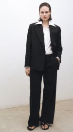 Wide leg dames broek voor €13,99 in de Mango outlet