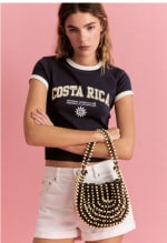 Bolso de hombro con adornos por 15.99€