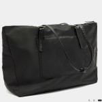 Parfois Bolsa Multiusos plegable repelente al agua por 9.99€.