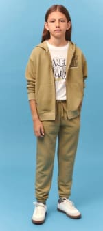 Kids El Corte Inglés Pantalón felpa liso de niño por 3.89€.
