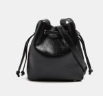 Parfois Bolso Bombonera con grabado animal por 9.99€.