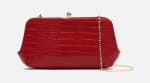 Bolso fiesta con cadena bandolera extraíble por 12€.