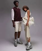 New Balance M1000 unisex plateadas y beis por 68€