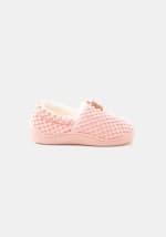 2 pares Zapatillas estar por casa cerradas Infantiles por solo 1.29€ varios modelos