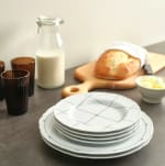IKEA UPPLAGA Plato de postre con motivos por 2,79€