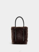 Parfois Bolso Tote efecto pelo color oscuro por 7.99€
