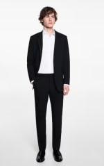 Pantalón de traje slim fit por 19.99€