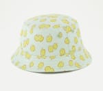 Gorro bucket reversible dinos de bebé por 4.79€.