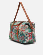 Bolsa fin de semana con estampado jacquard y asa bandolera extraíble por 22€
