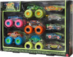 10 coches Hot Wheels Colección Monster Trucks Brillan en la Oscuridad por 23.99€