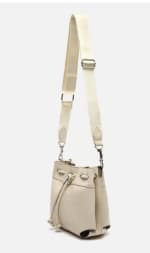 Bolso bucket pequeño por 9€