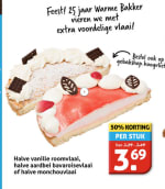 Halve vanille roomvlaai, halve aardbei bavaroisevlaai /halve monchouvlaai voor €3,69