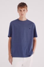 T-shirt tissé à micro-rayures à 7,99€
