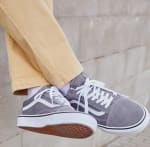 Baskets basses UA OLD SKOOL au prix de 28,90€