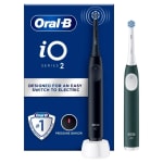 Oral-B iO 2 Dual. Set de 2 Cepillos Eléctricos con 2 Cabezales y Cargador por 56,99€