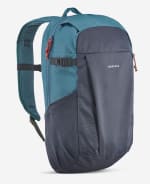 Mochila de montaña y senderismo 20L Quechua NH100. Equipaje de mano por 9.99€