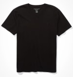 AE Butler T-Shirt Escote V por $150 | American Eagle