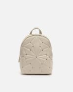 Mochila pequeña acolchada con detalles metálicos por 9€