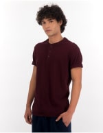 Playera Henley American Eagle vino por $199 | Oferta Liverpool