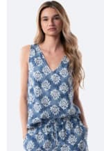 Blusa sin mangas de mujer TEX por 3.99€.