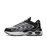 Nike Air Max TW Black White voor €79,99 in de Nike store