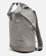 Mochila en nylon con bolsillo para portátil 14" por 12€