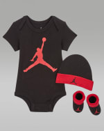 Ensemble Jordan trois pièces pour bébé à 16,99€