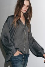 Camisa efecto arrugado Zara Woman Collection por 7,99€