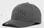 Karl Kani Looplabel Baseball Cap voor €10 bij SNIPES