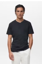 Camiseta cuello pico por 5.99€