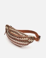 Riñonera con estampado jacquard por 6€