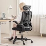 Silla de oficina ergonómica Magic Life con reposacabezas ajustable por 77,99€