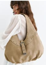 Bolso shopper con hebilla y tachuelas por 9.99€