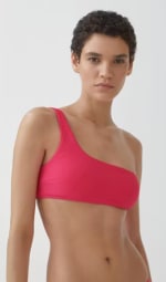 Top bikini asimétrico por 3.49€