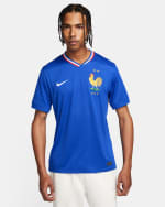 Maillot de foot replica Nike Dri-FIT à 49,99€